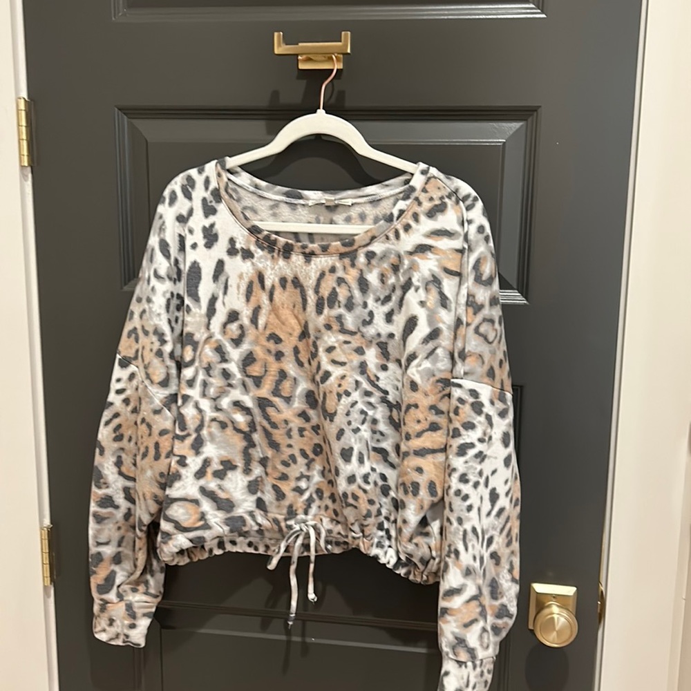 Leopard print sweatshirt